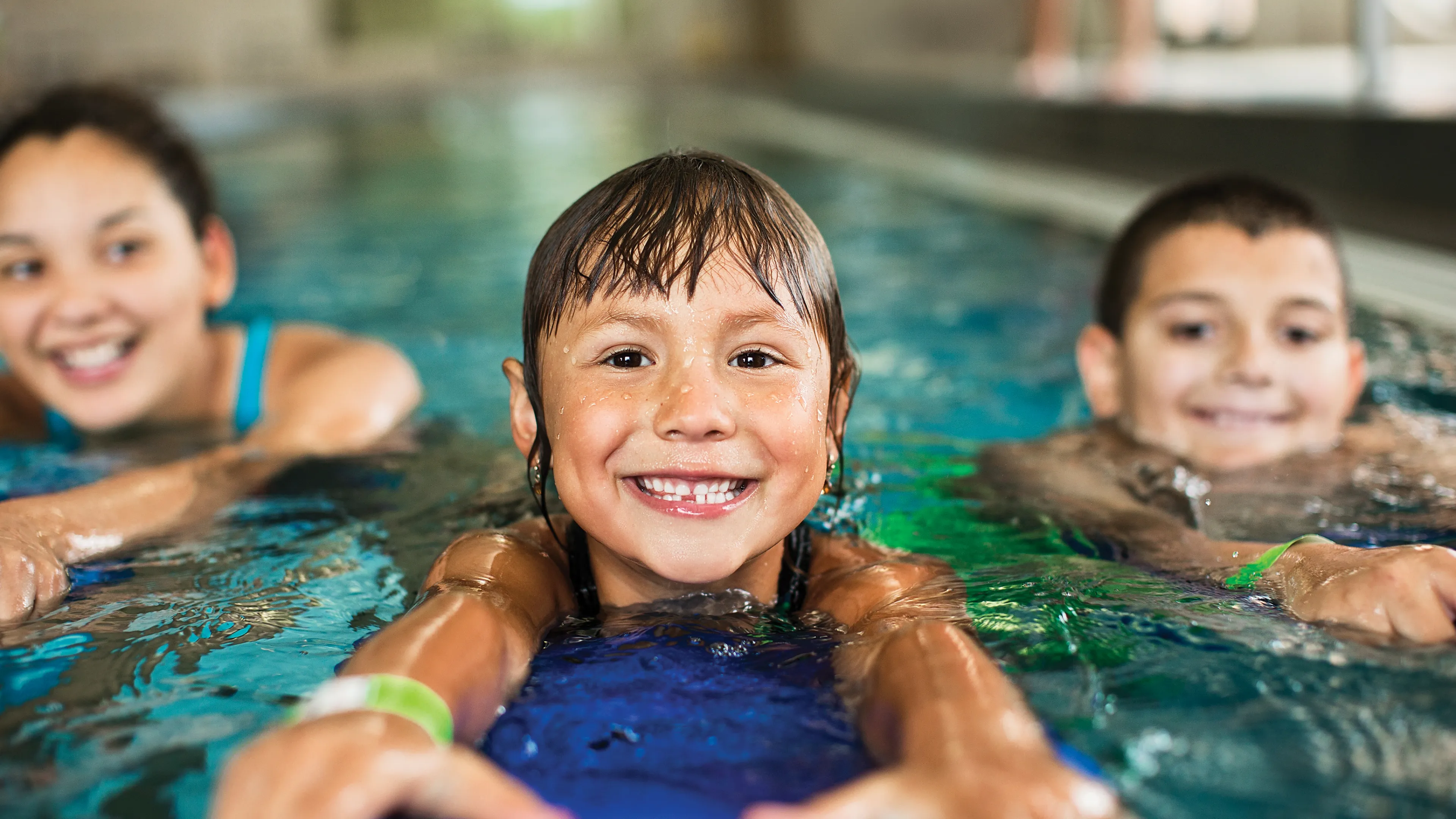 Kids at MetroWest YMCA Framingham Branch enjoying swim lessons